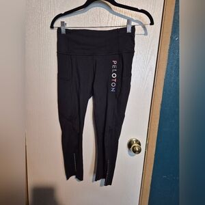 Lululemon x peloton fast and free crop